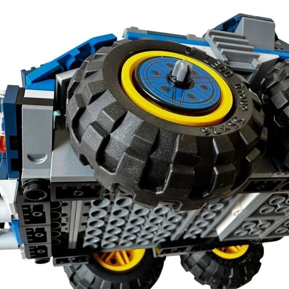 75940 LEGO Jurassic World - Picture 6 of 10